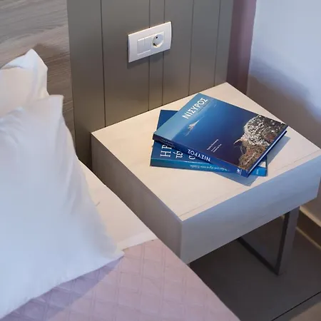 Gelli Aparthotel 2*