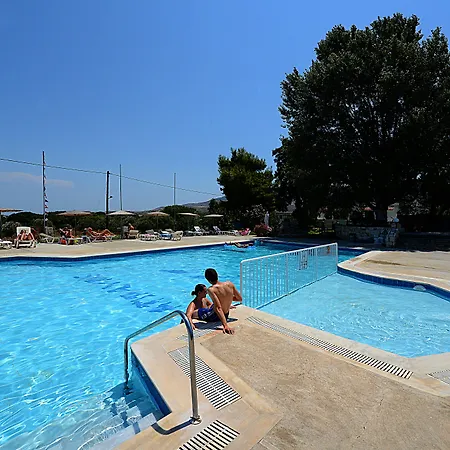 Aparthotel Gelli 4*